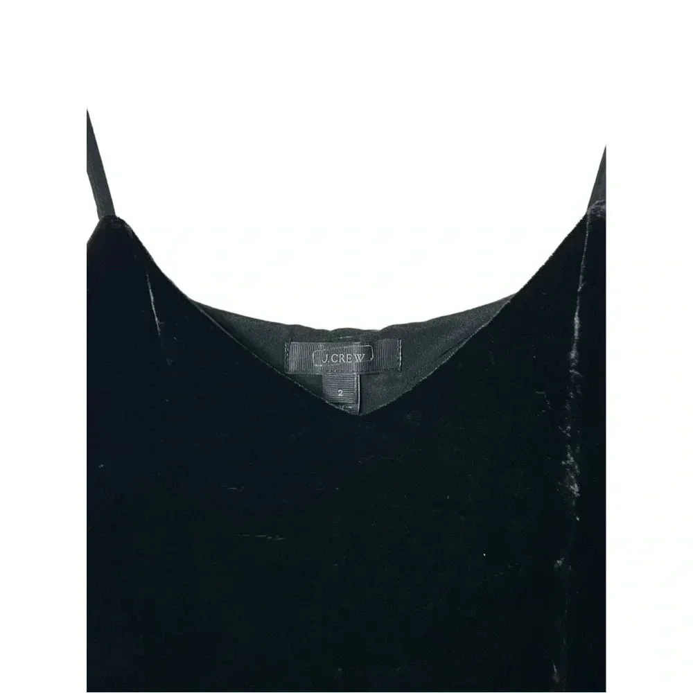 1753. J.CREW SPAGHETTI STRAPS VELVET PEPLUM TOP SIZE 2‎ BLACK IN COLOR V NECK
